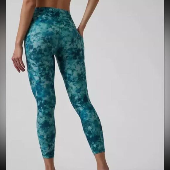 Athleta Salutation Stash Pocket II Printed 7/8 Tight - Picture 2 of 8